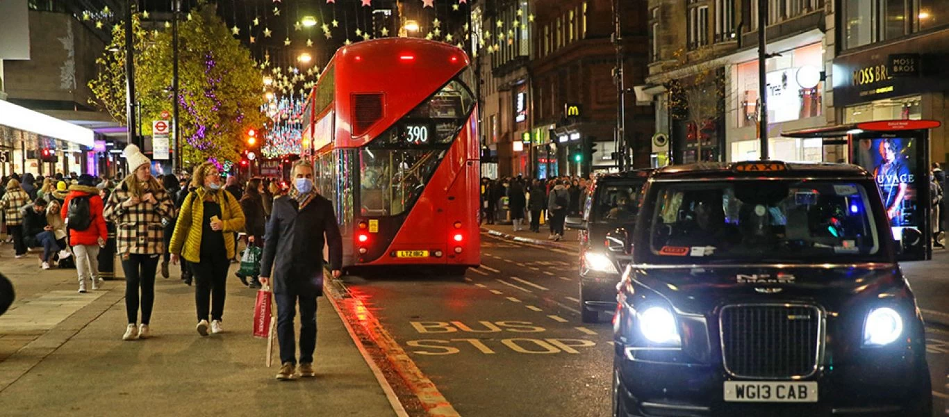 Βρετανία: Ρεκόρ με 122.000 κρούσματα σε μια ημέρα